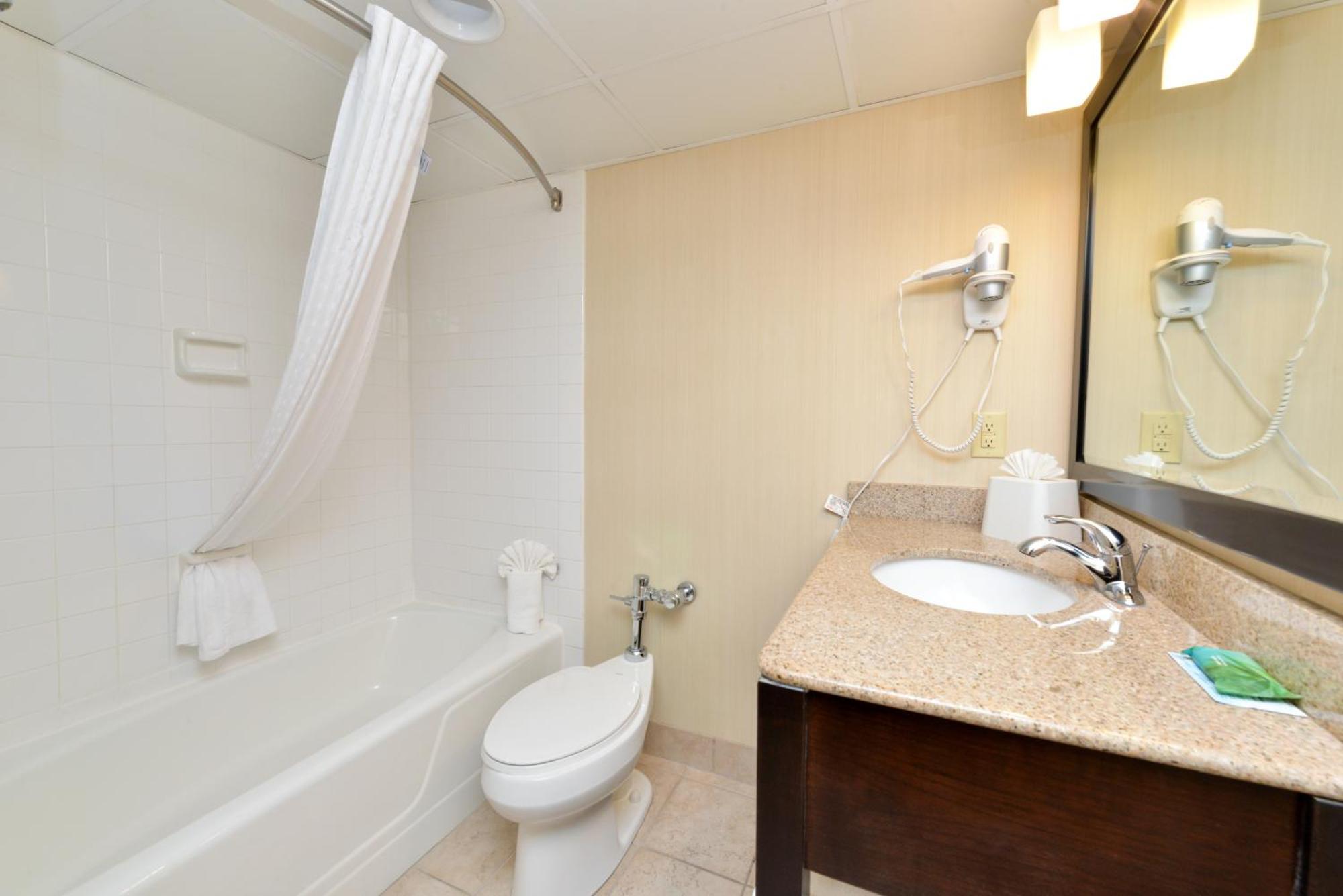 Hawthorne Inn&Conference Center Winston-Salem Extérieur photo